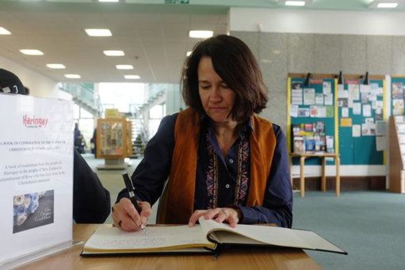 Catherine West MP signing a book of condolence in Hornsey Library following the Christchurch terrorist attack.  Haringey Council have also made a book of condolence available at Wood Green Library.  